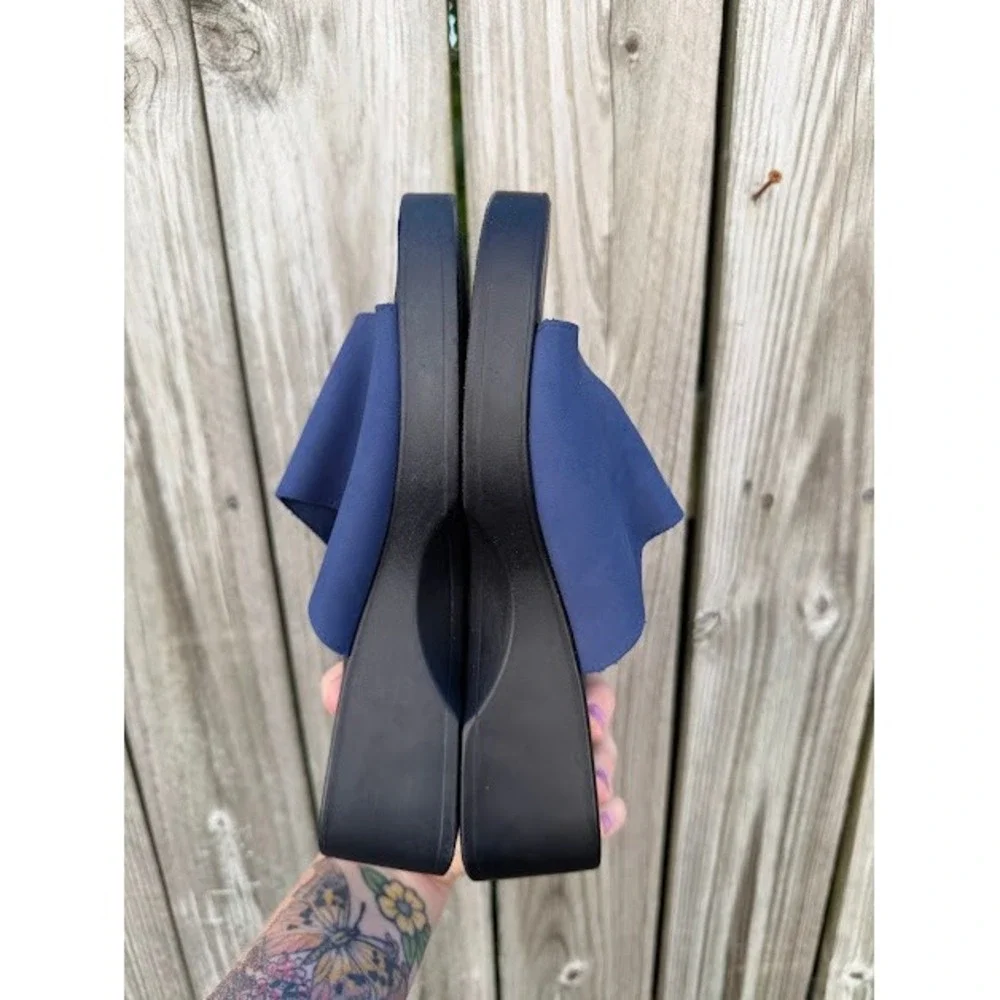 Vintage Brats 90s Mootsies Tootsies Platform Sandals Womens 9 Navy Blue Wedge